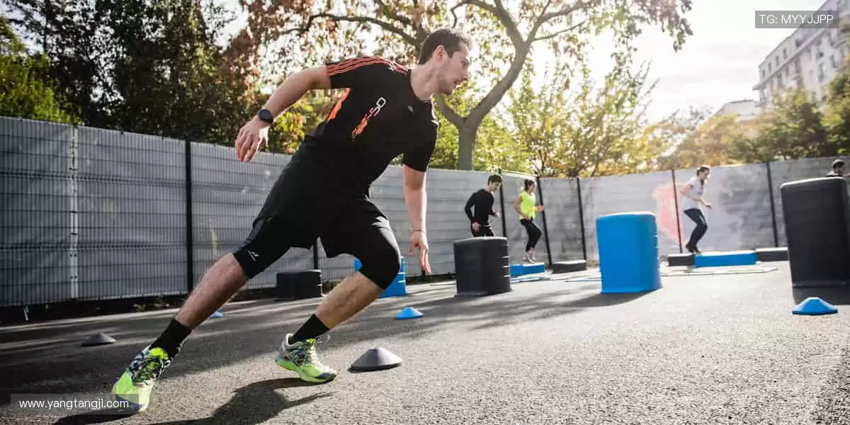 专业解说，深度剖析！🎙️